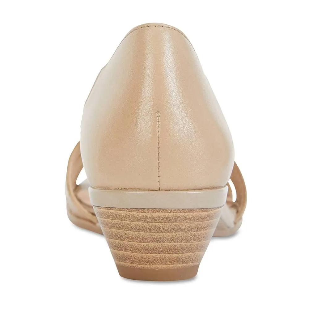 Corina Sandal in Neutral Leather