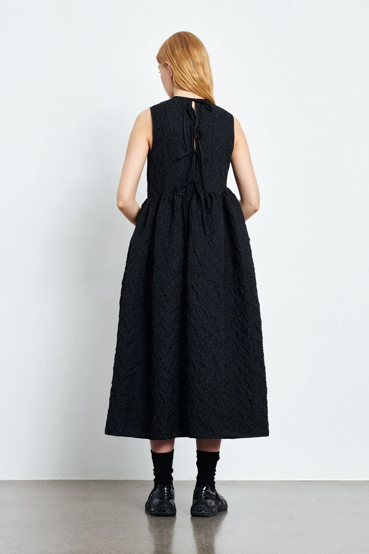 DITTE | DRESS GRAPPOLO MATELASSÉ BLACK