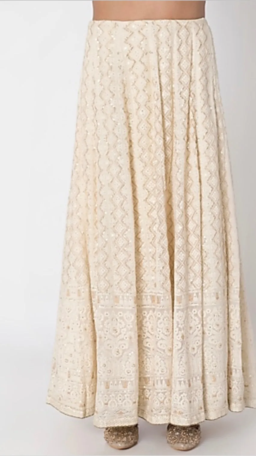 The Classic Ivory Lengha